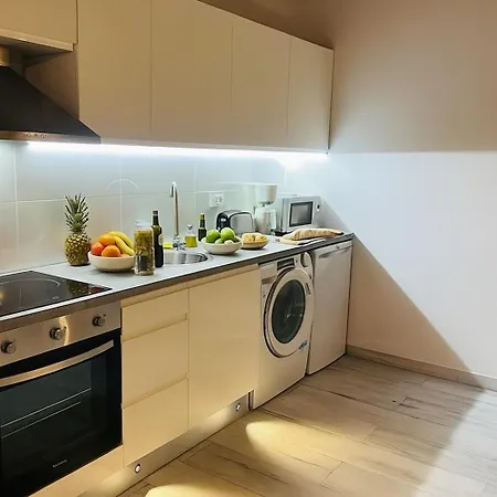 Encantadora Con Terraza Privada