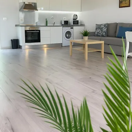 Encantadora Con Terraza Privada