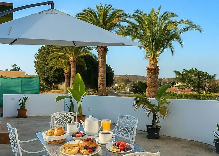 Encantadora Con Terraza Privada 펜션